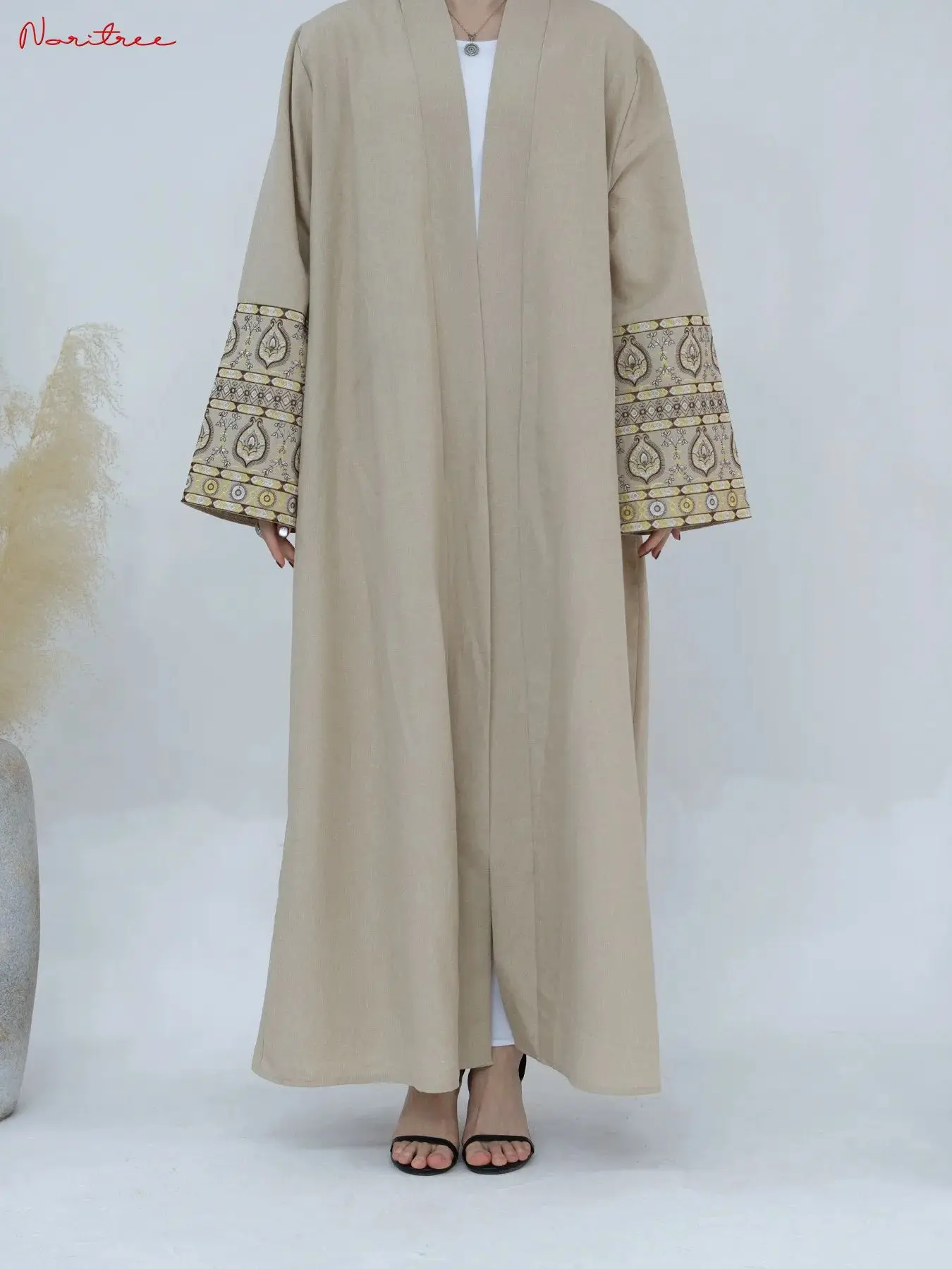 Fashion Embroidery Abaya Kimono Oversized Muslim Abaya Female Full Length Muslim Robe Outerwear Worship Service Abaya wy1964