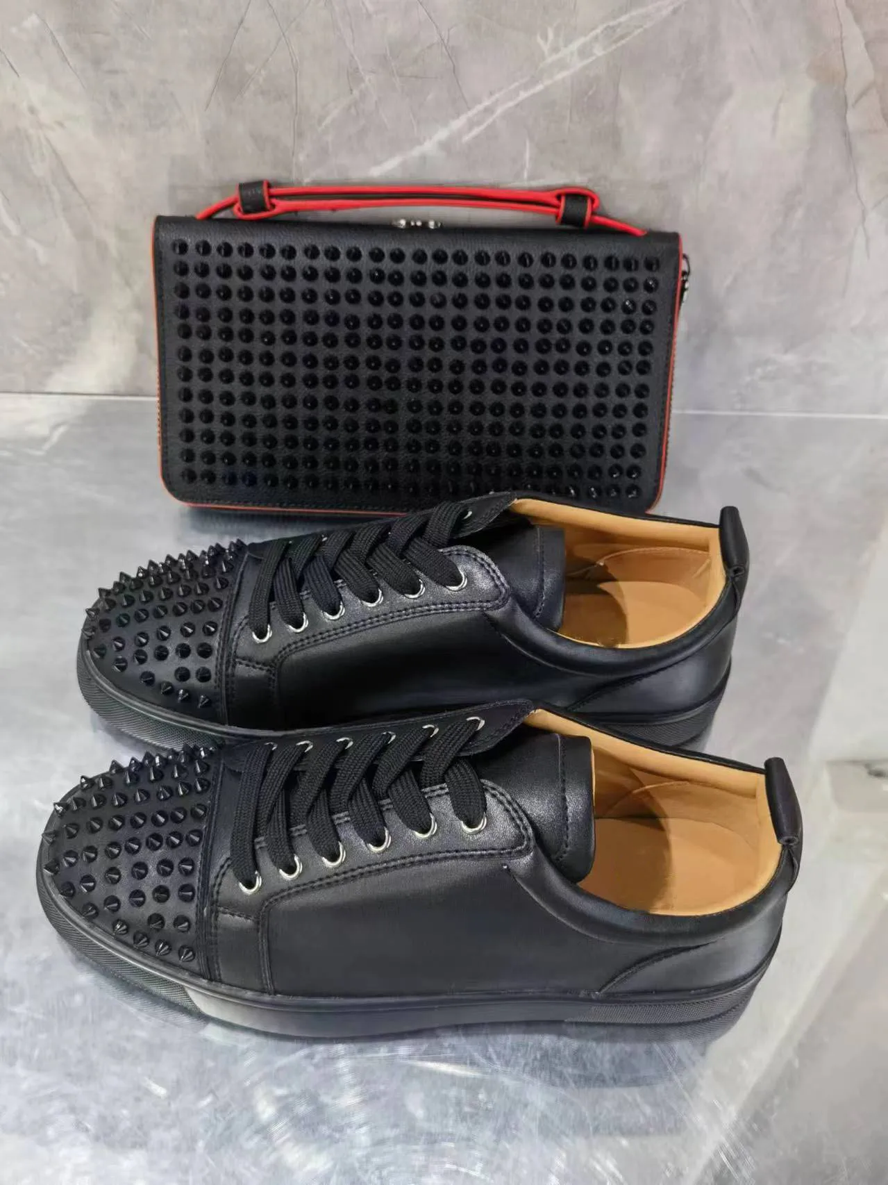 Fashion Men's Leather Casual Single Shoes With Bag Size 25x19x11cm Set For Men