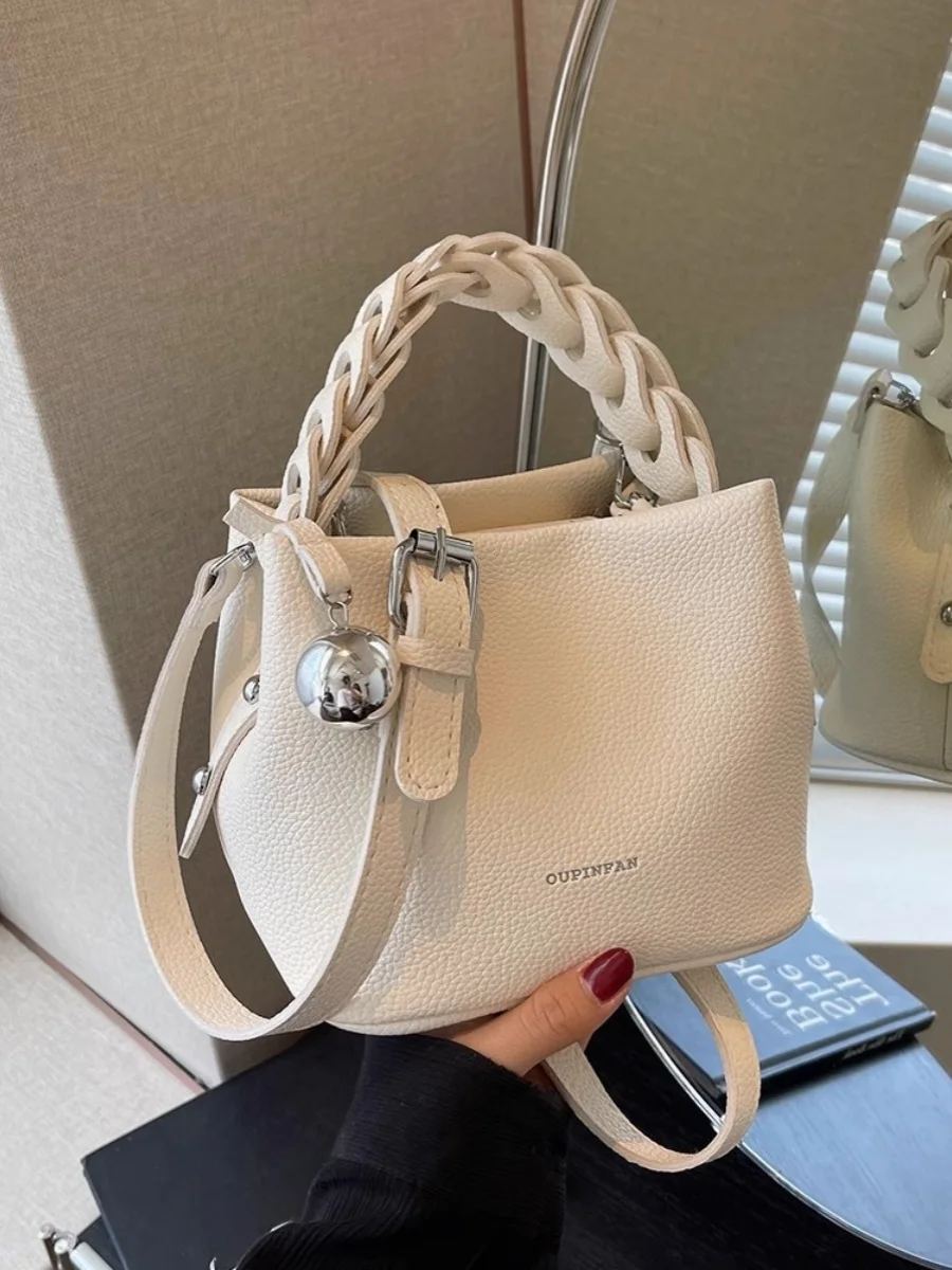 

Faionable Buet Bag Women's oulder Crossbody Leather Handbag MK New 2025 Sli Trendy op Basket Bag