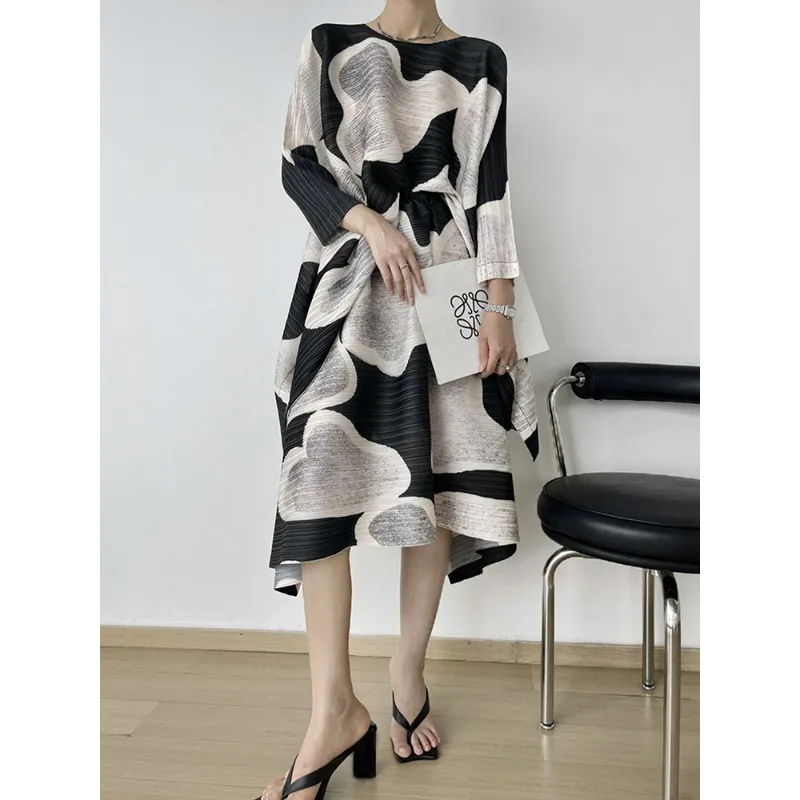 

Miyake Retro Cloud Print Round Neck Long Top Loose Plus Size Skirt Sets Designer Korean Fashion Women's Two Piece Set