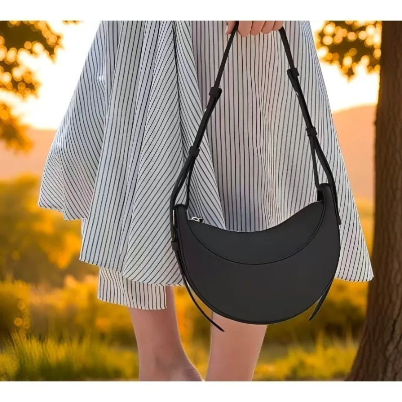 

2025 Spring&Autumn Fashion Women's Bags, Crescent Crossbody Bag, Premium Women's Saddle Shoulder Bag