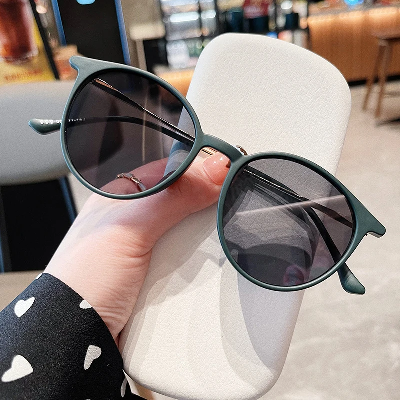 MIZHO Orange Retro Round Sunglasses Women Brand Designer Classic Vintage Oval Frame Sun Glasses Ladies Black Driving Eyewear