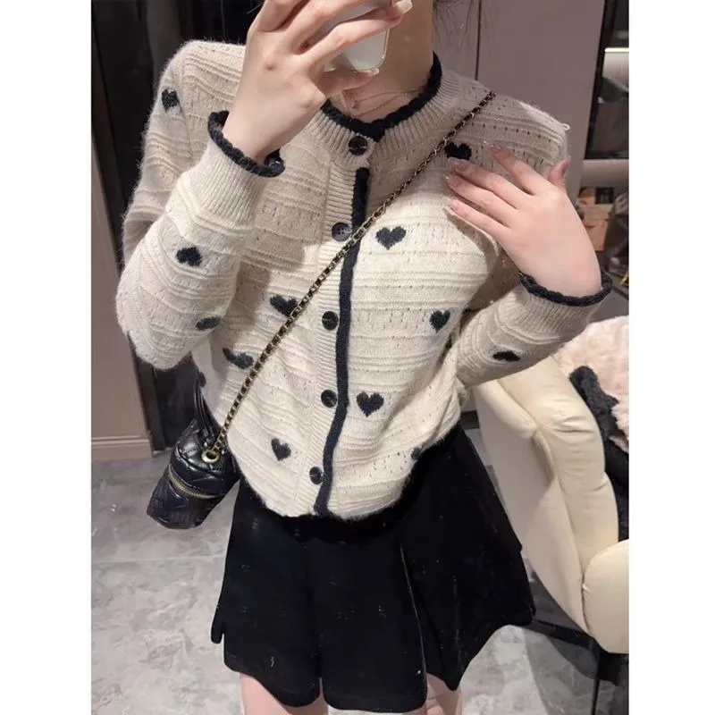 Spring and Autumn New Retro Chic Unique Top High End niche base knit cardigan short jacket