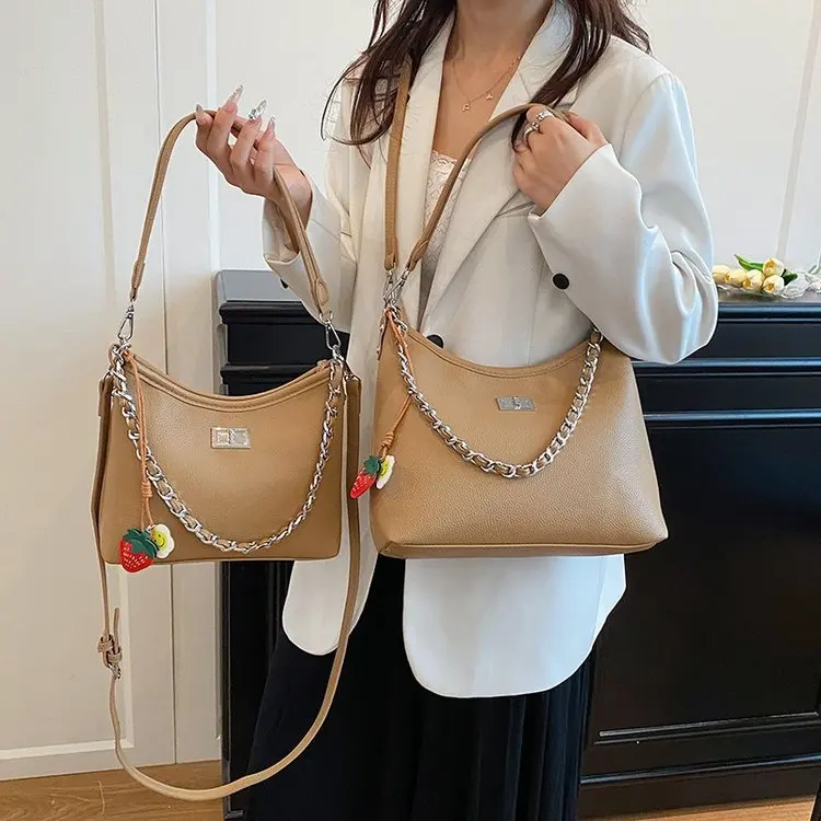 

2025 New Minimalist Chain Strap Bag for Women, Versatile Underarm Shoulder Crossbody, Sophisticated Purse, Chic & Practical​