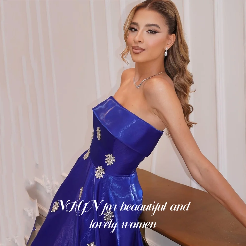 فساتين NFYN باللون الأزرق الملكي للحفلات الراقصة بدون حمالات فستان سهرة بدون أكمام فساتين رسمية مع أردية كريستال متألقة مخصصة #2