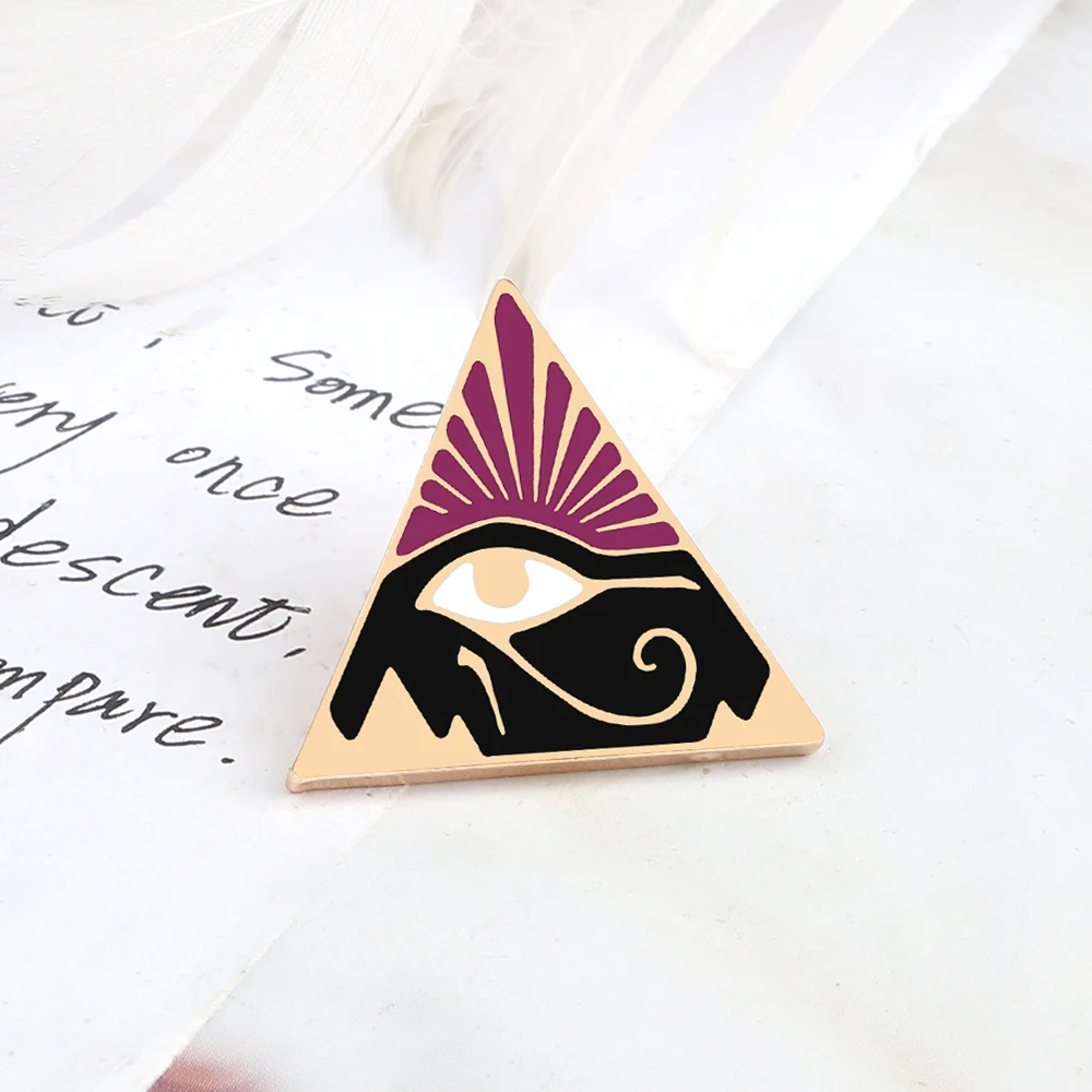 New Ancient Egypt The Eye of Horus Enamel Pins Mysterious Totem Brooch Personality Triangle Badge Pin Jewelry Gift for Friend