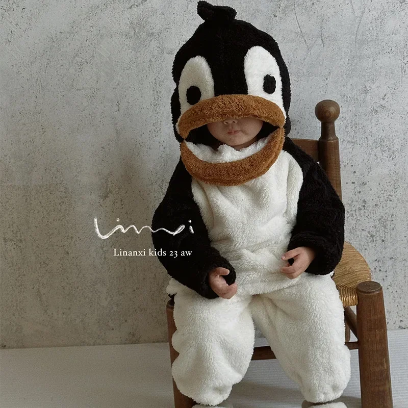 2024 New Home Clothes Boys Girls Clothes Boutique Kids Homewear Cute Penguin Set Baby Warm Sets Children Autumn Winter Clothing