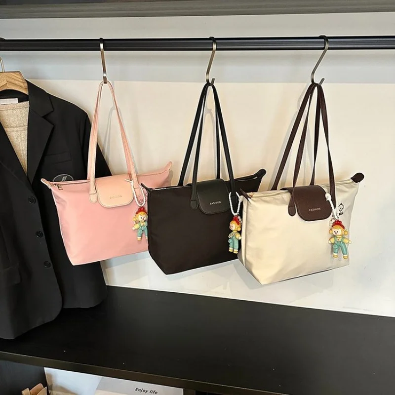 

Classic Elegant Women's Leather Shoulder Bag Luxury Designer Crossbody Handbag Stylish Tote Purse Ladies Messenger Bag