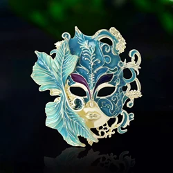 Fashion Enamel Mask Brooches for Women Face Pins Necklace Event New Luxury Gifts Party Backpack Decoration Clothes Accessories