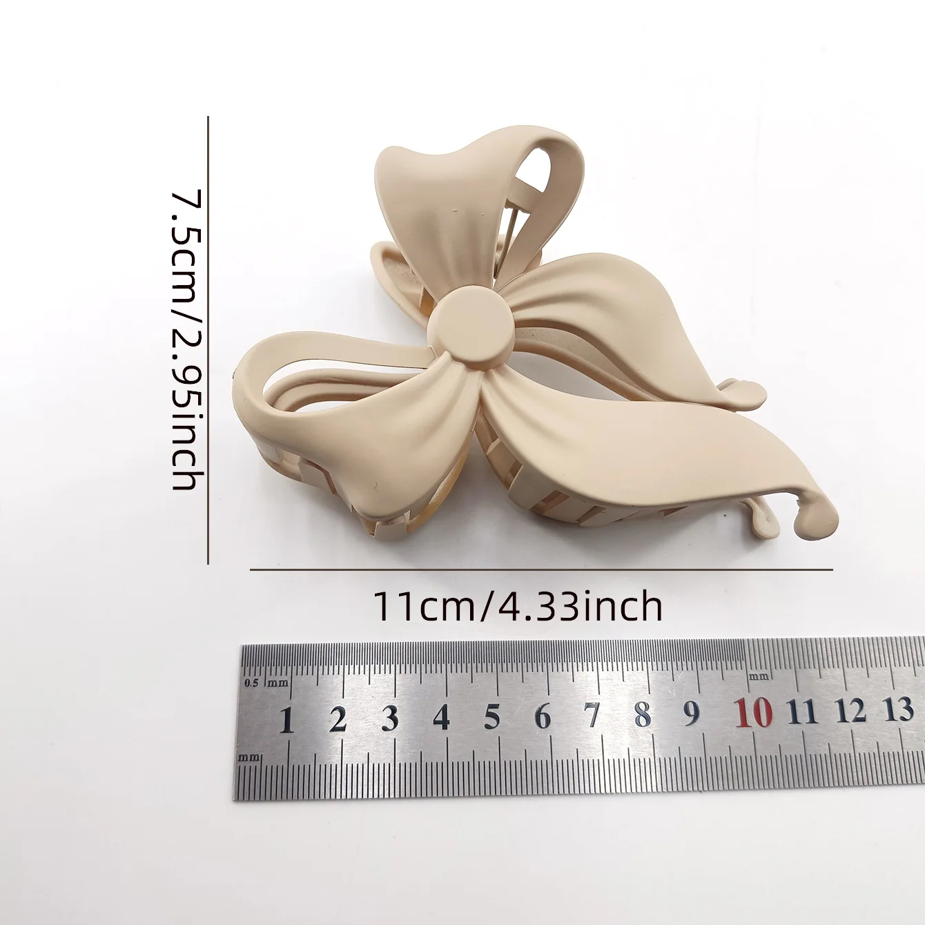 Artiglio per capelli con nodo a farfalla colorato Effetto 3D Morsetto per squalo Clip per acconciature per panino alla moda Fermaglio per capelli professionale