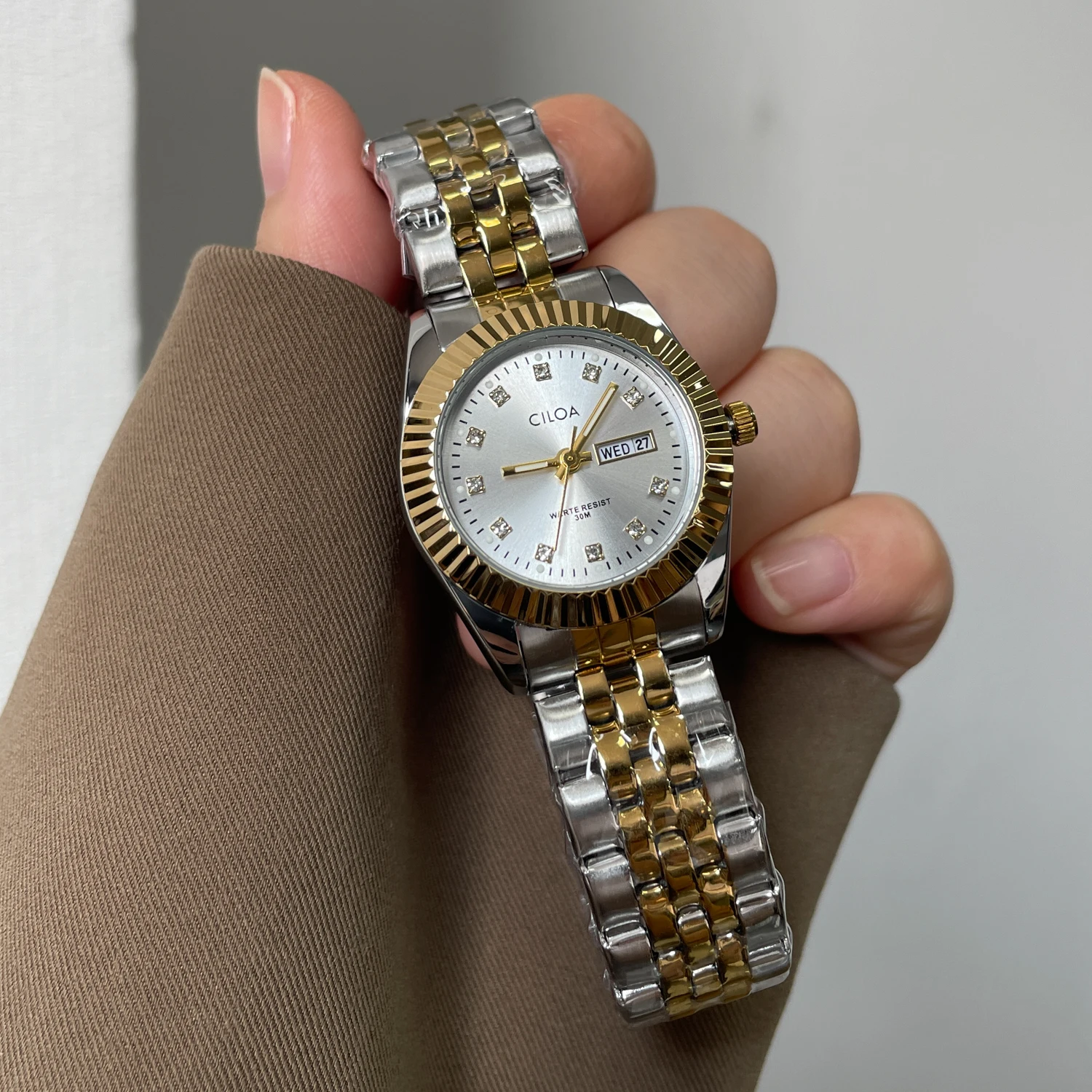 

CILOA Womens Round Watch Multi Color Sunburst Dial Dual Day Date Crystal Index Stainless Steel Bracelet Wristwatch
