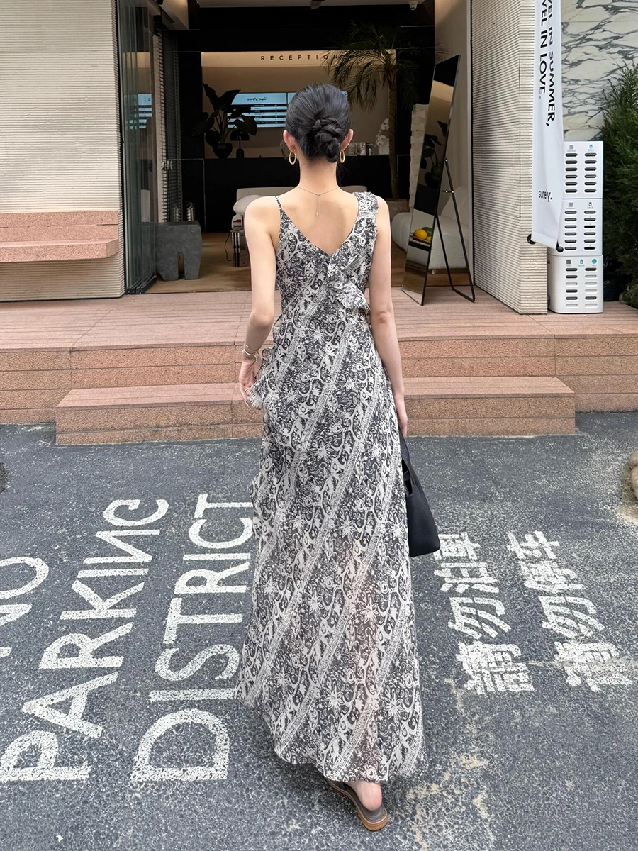 ReddaChic Damska Letnia Sukienka Maxi z Głębokim Dekoltem, Szyfonowa, z Nadrukiem, Dekolt V, Cienkie Ramiączka, Asymetryczna Falbanka, Jednoczęściowa, Boho, Wakacyjna, Plażowa