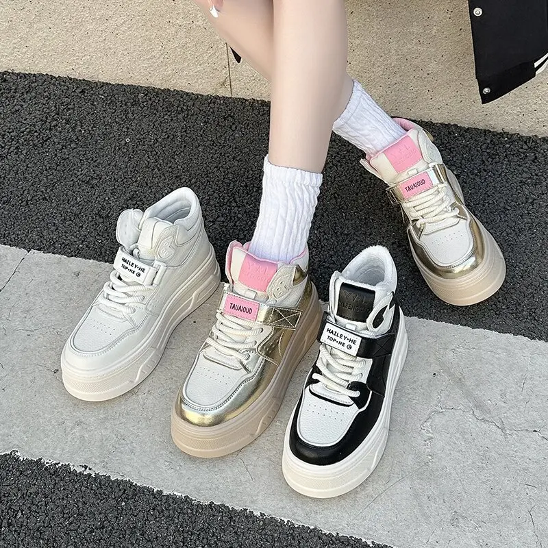 

Women's Thick Sole Inner Heightening Board Shoes Autumn Winter New Style Genuine Leather Fleece High Top Casual Sports Shoes