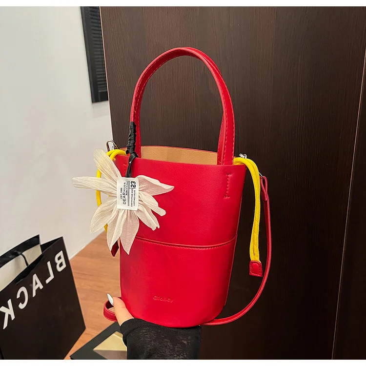 

​​2025 Minimalist Bucket Bag for Women Elegant Summer Shoulder Crossbody Purse Niche Handheld Tote