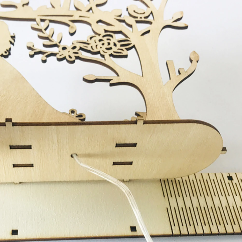 

Wooden Wedding Night Lamp Romantic LED Light Desk Bedside Decor Carving Design Safe Material Gift Idea Bedroom nament