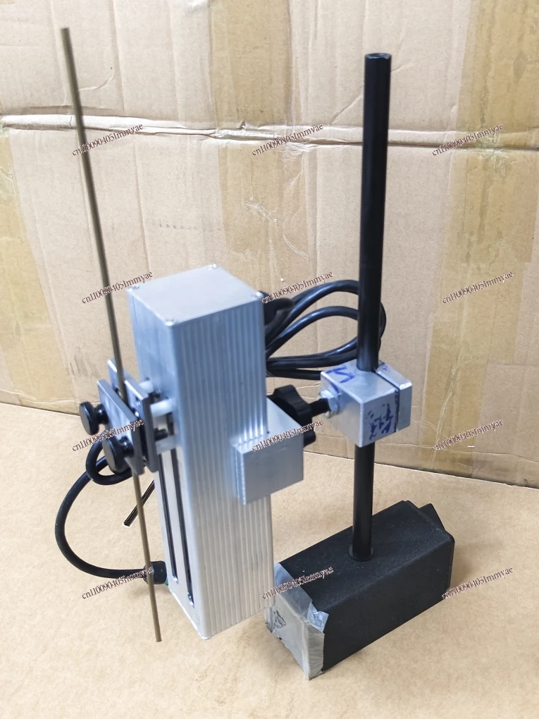Electric spark piercing machine, portable piercing machine, pulse electric spark, cutting tap