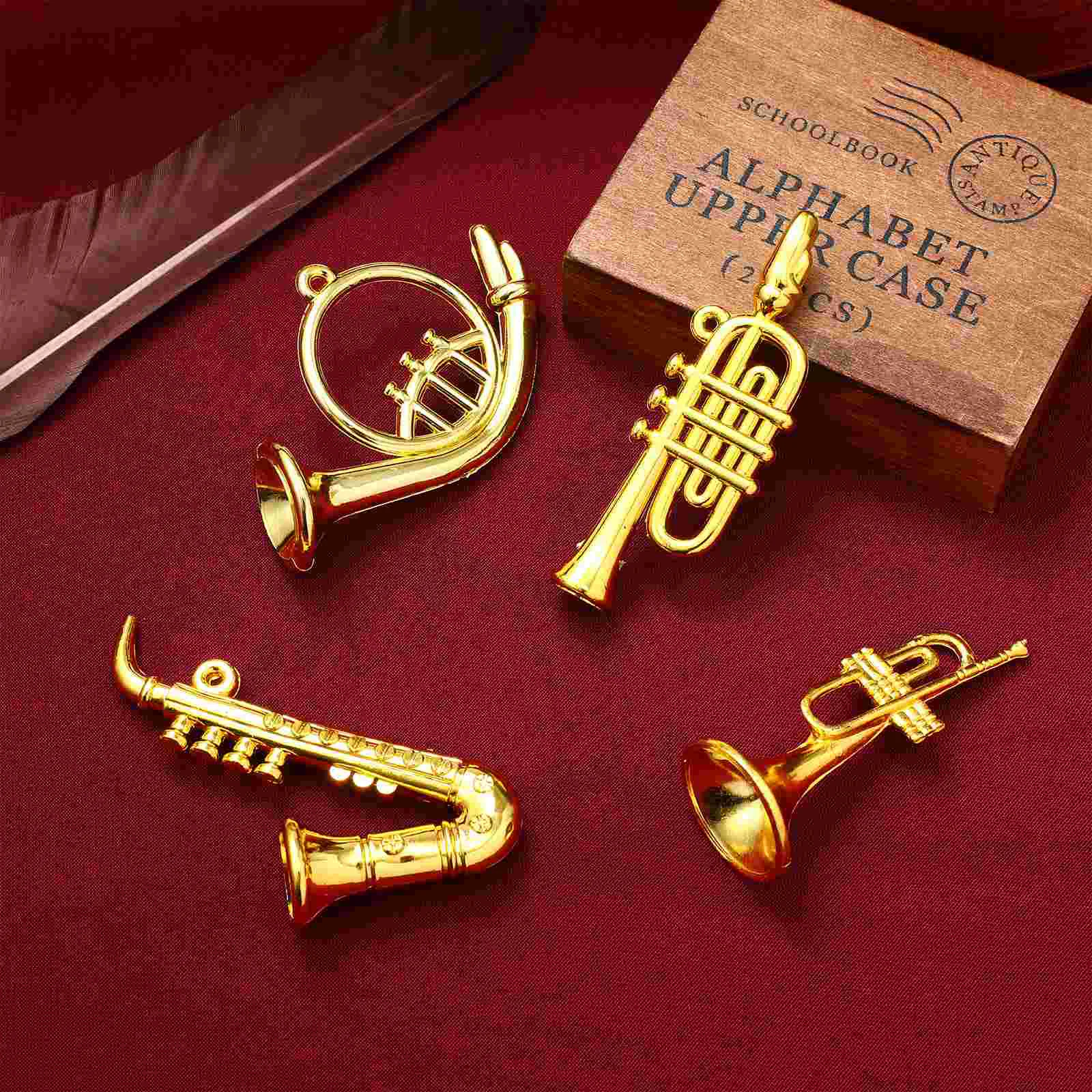 Mini instruments de musique modèle saxophone, accessoires de maison, jouets en plastique doré, 4 pièces