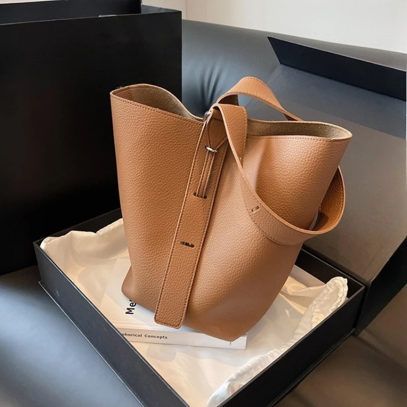 

Retro Small Solid Color Leather Shoulder Bags for Women New Designer Korean Fashion Female Handbags Underarm Bag