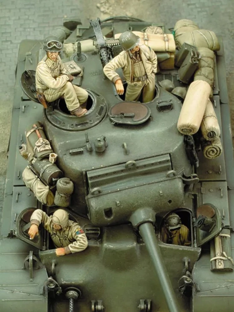 Harzfiguren-Modellbausätze im Maßstab 1:35, GK-Miniaturszene, Panzerbesatzung der US-Armee, 4 Figuren, unmontiertes und unbemaltes Diorama-DIY-Spielzeug