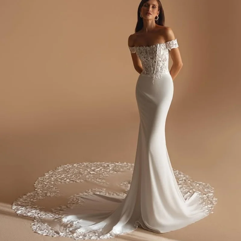 تخصيص الساتان العاج الكرة ثوب فساتين الزفاف الملكي تول ذيل طويل زين ذيل السمكة تنورة صنع رداء دي