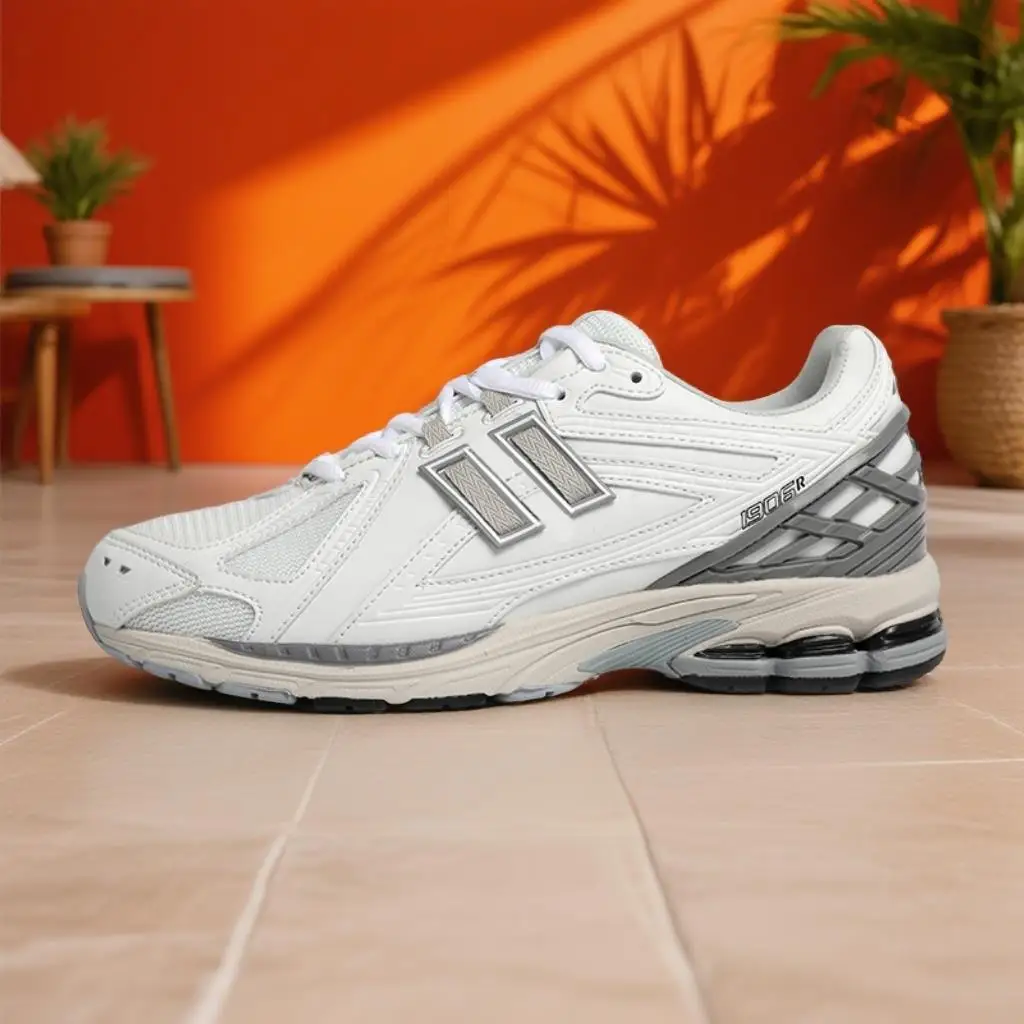 

Спортивная обувь в стиле ретро на подкладке WarmLightweight, нагрузка - уменьшающая конструкция, легкое время бега