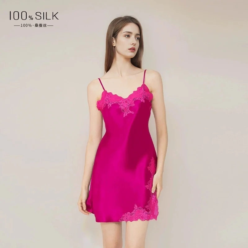 

Summer new style silk nightgown for women, high-end, 100% mulberry silk, figure-hugging, sexy, bac wind dew back suspender skirt