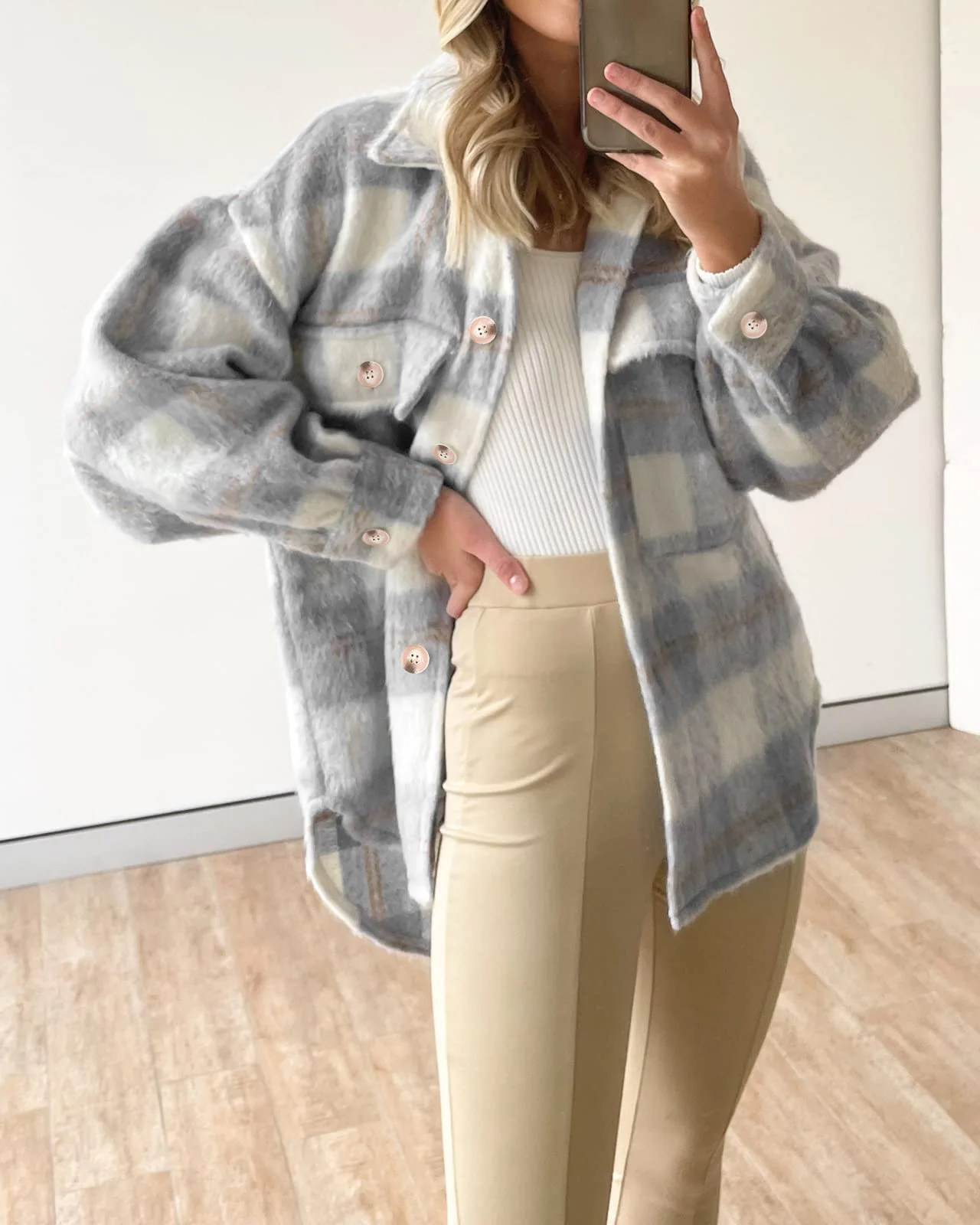 Autumn and Winter New Women's Plaid Mohair Coat Woolen Thick Coat