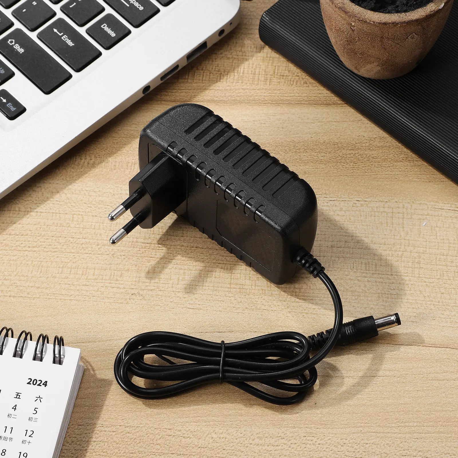 Simulation Charger Case Hidden Compartment Storage Box Realistic Fake Plug Organizer for Cash Coins Medication Valuables Safe