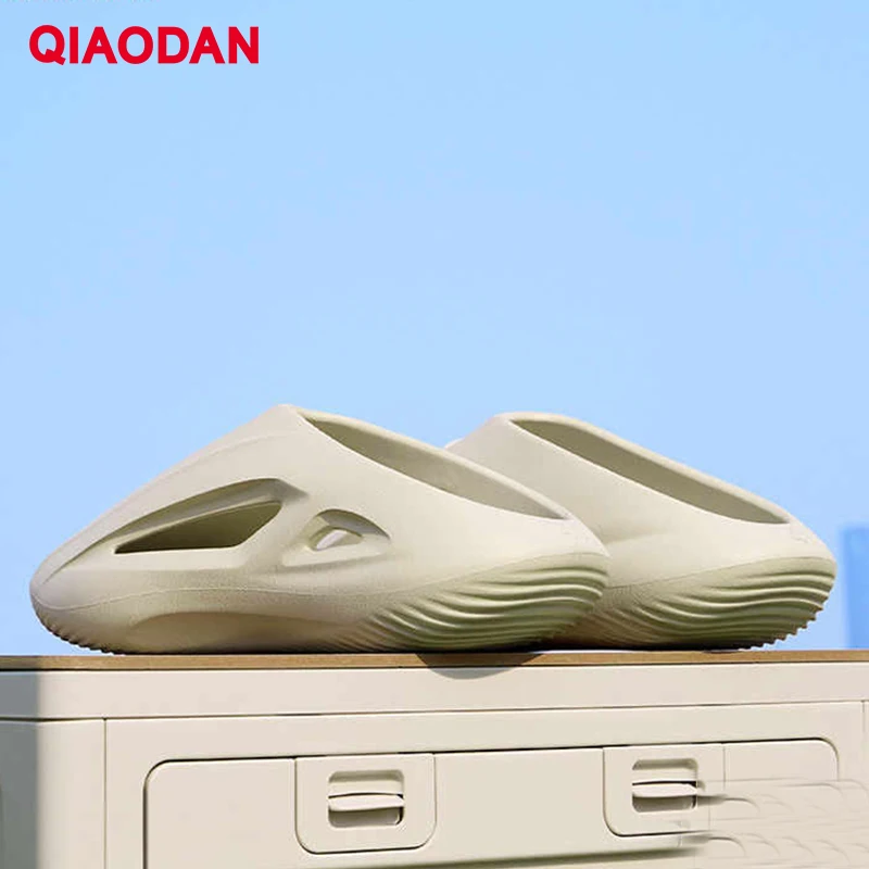 

QIAODAN FE Slippers 2.0 Men's Baotou Sandals 2026 Summer Outdoor Breathable Soft Sole Sports Recovery Slippers QXL113262434R