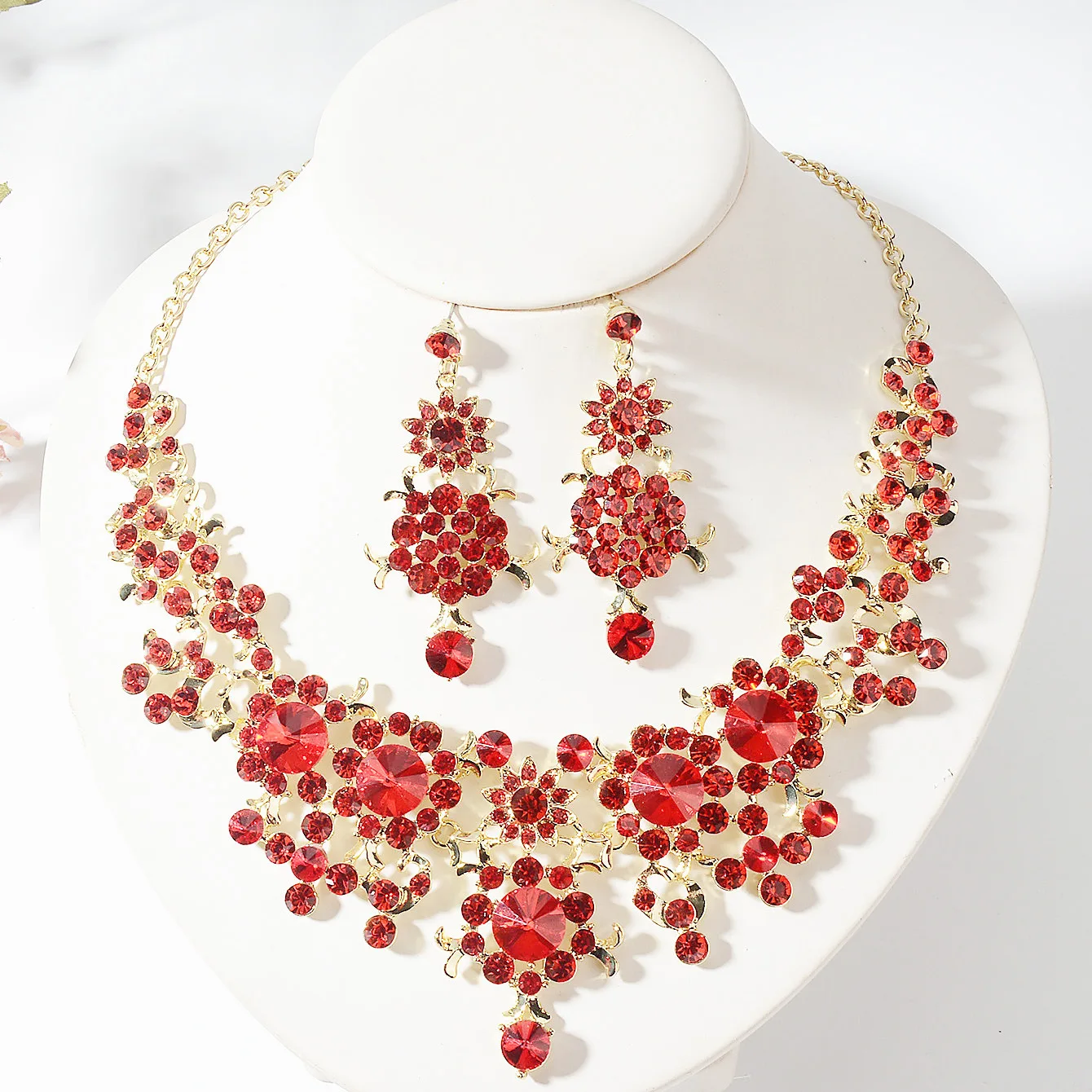 

TL025 Three-piece Bridal Set Chain Wedding Accessories Red Necklace Wedding Dress Cheongsam Stage Performance Accessories