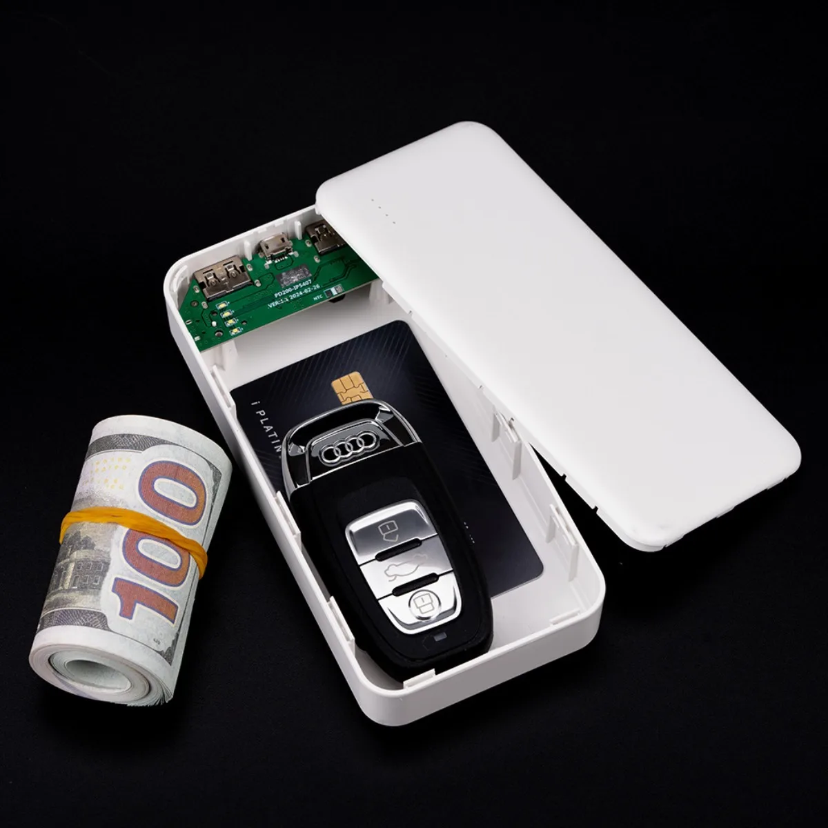 Portable large-capacity mobile power bank shape shell storage box, can hold keys, cash, cigarettes