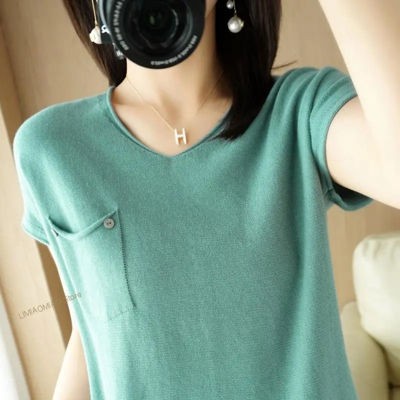 

2022 Cotton Summer New V-neck T-shirt Women Loose Fashion Casual Thin Section Knitted Short-sleeved Bottoming Top With Pocket