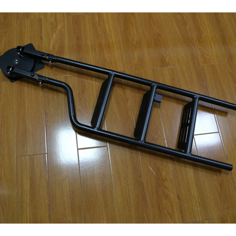 Multifunctional Ladder Is Suitable for Small Pickup Trucks
