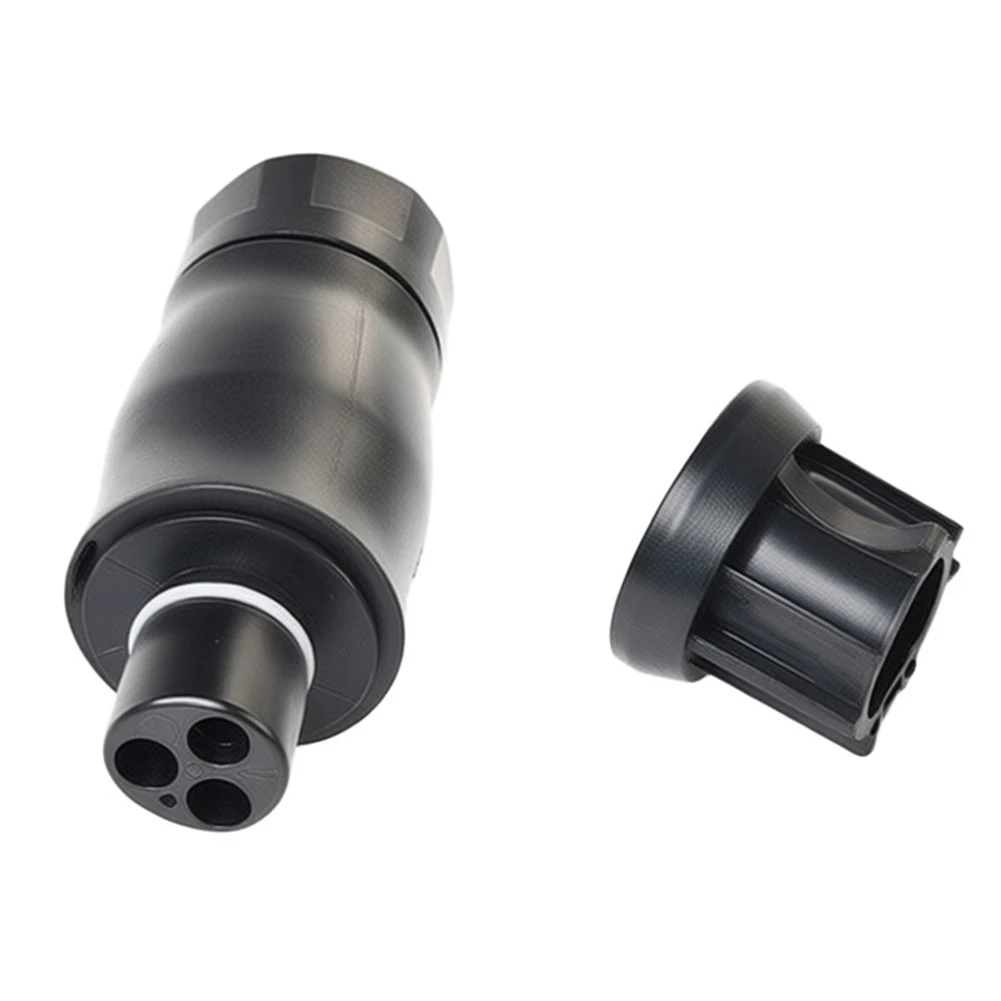BC01 AC Male Connector 3-Pin for Solar Photovoltaic Grid-Tie Inverters IP68 Waterproof 25 Amp 1500 Volt Outdoor Use