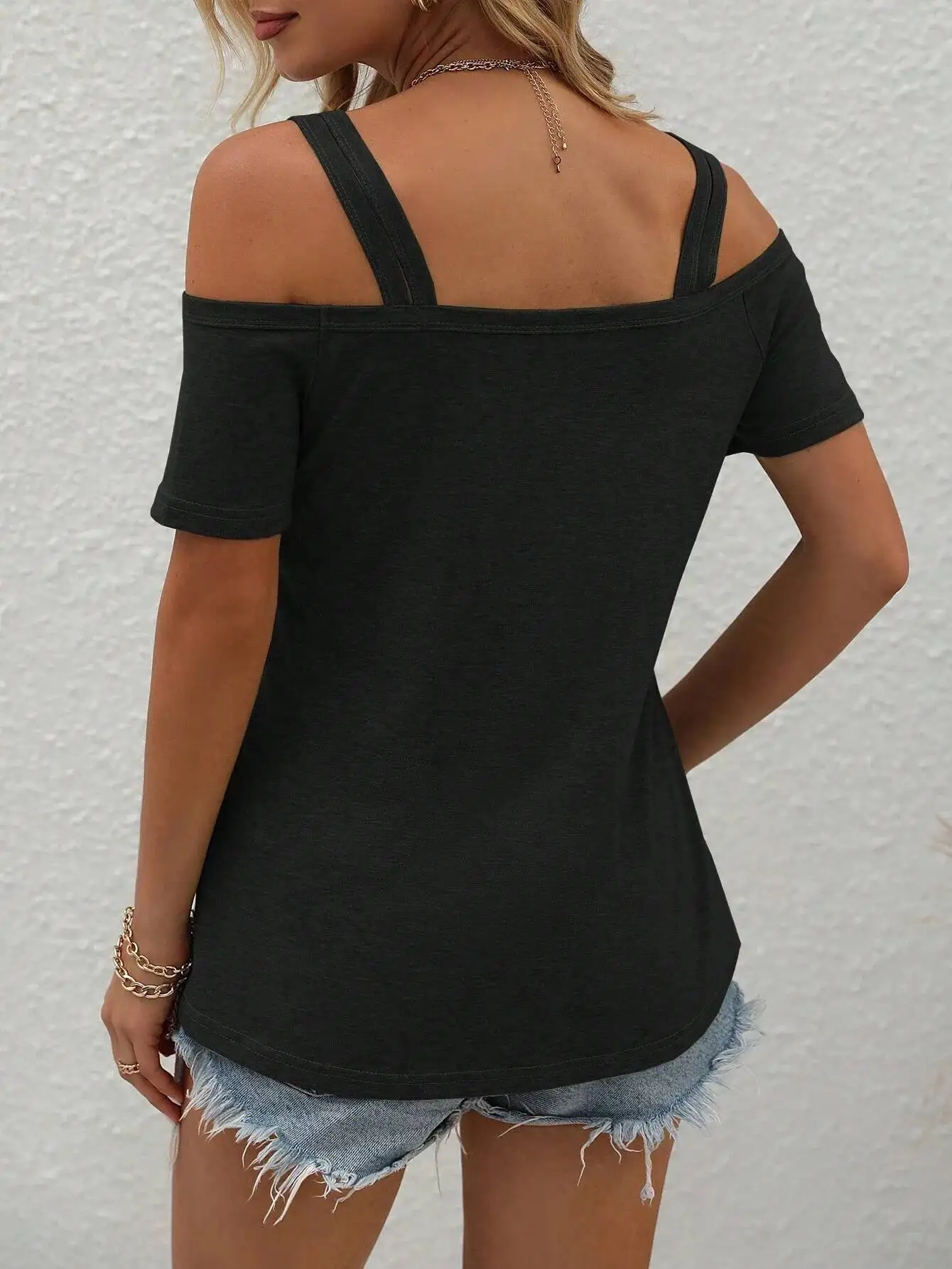Damen T-Shirt Frühling Sommer Schwarz Cold-Shoulder Doppelriemen Ausschnitt-Kragen Kurzarm Valentinstag Lässiges Sexy Alltags-Oberteil – Detail 3