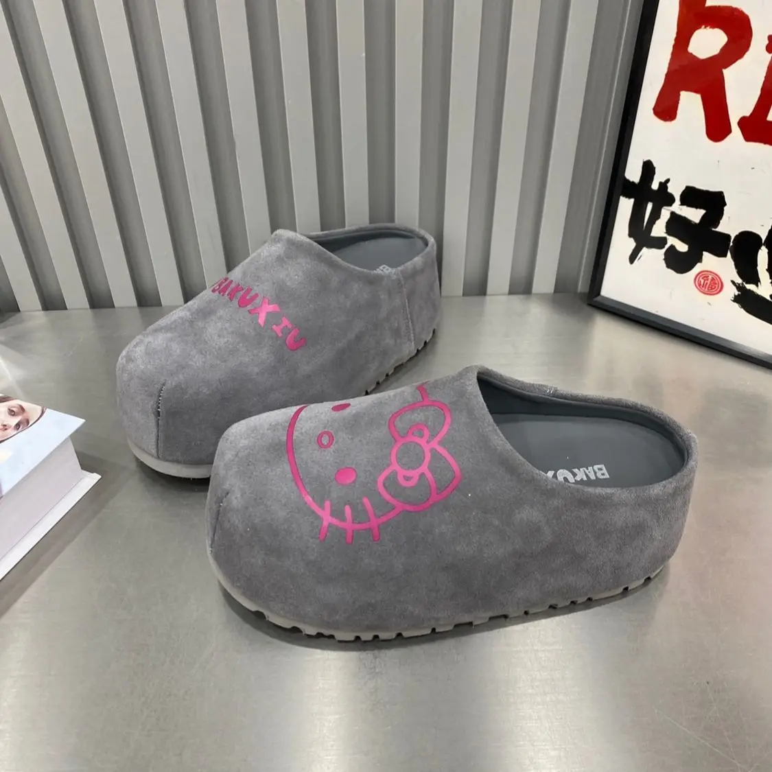 

Sanrio Hello Kitty Thick Sole Bag-toe Slippers Kawaii Cartoon Girly Heart Versatile Shoes Women's Inner Heightened Casual Shoes