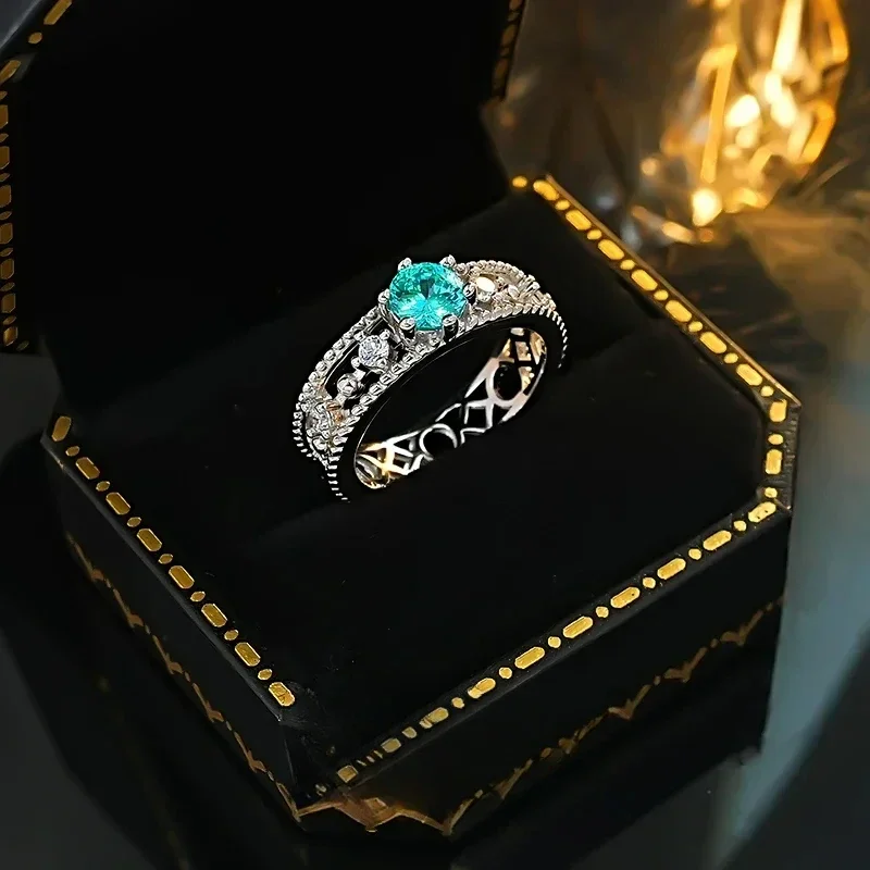 Nieuwe Paraiba-ring 925 zilver verguld kant met diamanten arrangement, nis en veelzijdige damescadeau-sieraden