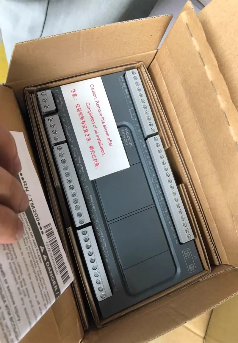 

Brand new TM200C32R TM200C32U TM200C32T One Year Warranty