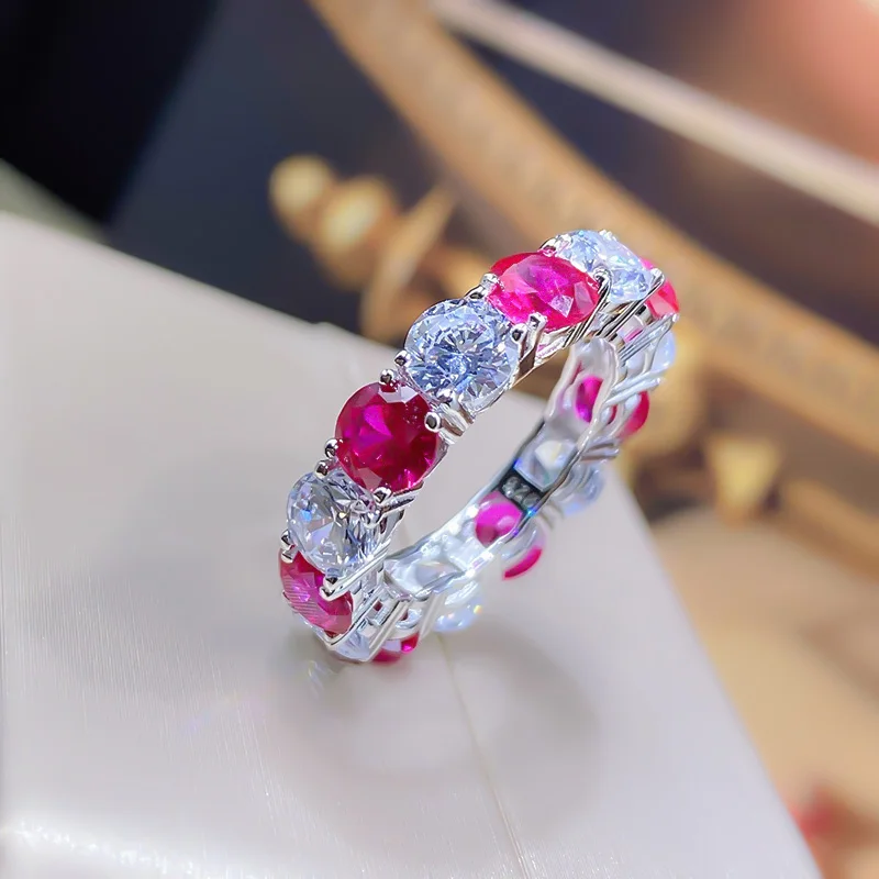 European and American Micro Set Row Ring, Female Ruby Round Diamond Pigeon Blood Red Index Finger Ring, High-end Feeling