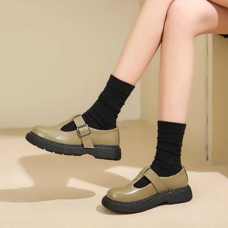 Flat T with Women\'s Casual Platform Shoes Round Head Buckle Fashion Shoes Spring Autumn Black Fashion Comfortable Simple Style