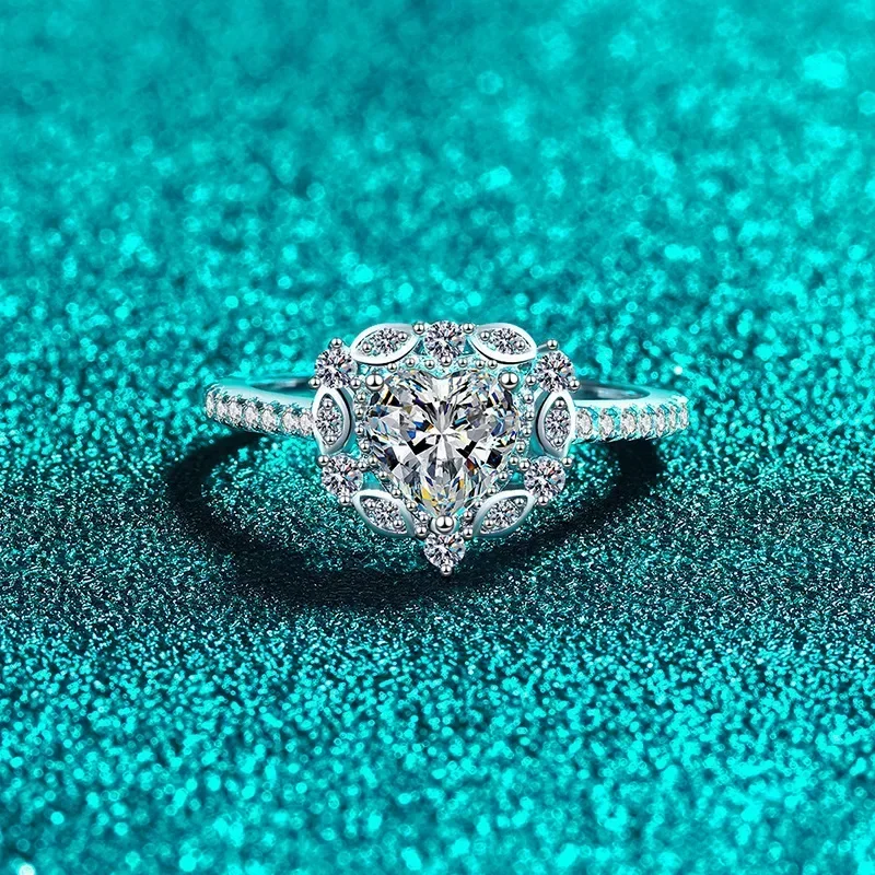 Personalized Heart-Shaped Round Platinum Pt950 wedding Band, 1ct Diamond Moissanite Festival Ring For WomenTrendy Design ins