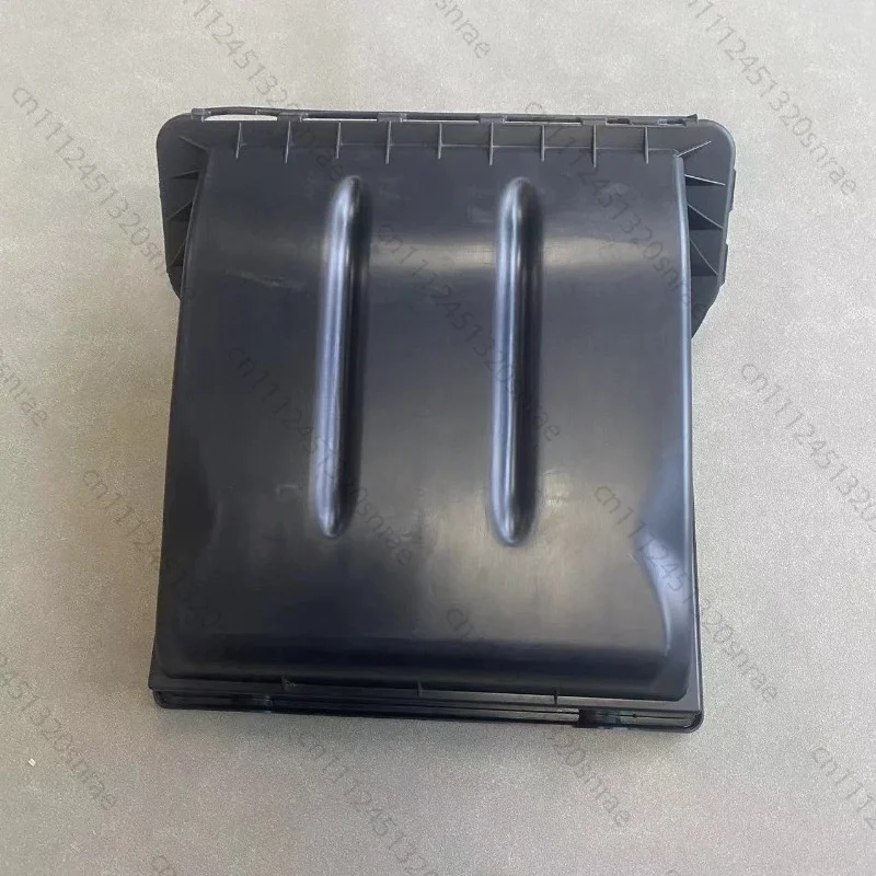 Suitable for C200L C180L E300L GLC260 Air Conditioning Filter Element Upper Cover Air Conditioning Filter Cover