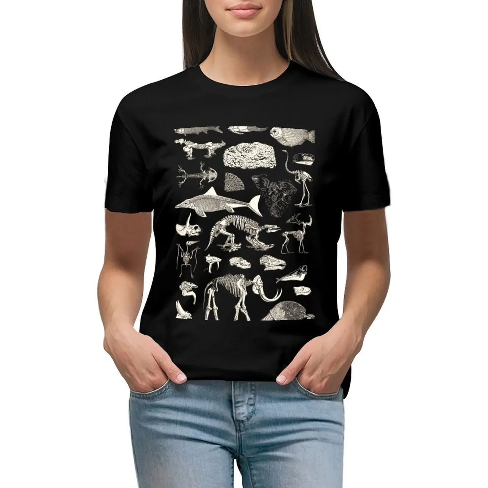 

Paleontology Illustration T-Shirt customizeds vintage clothes t shirts for Women graphic