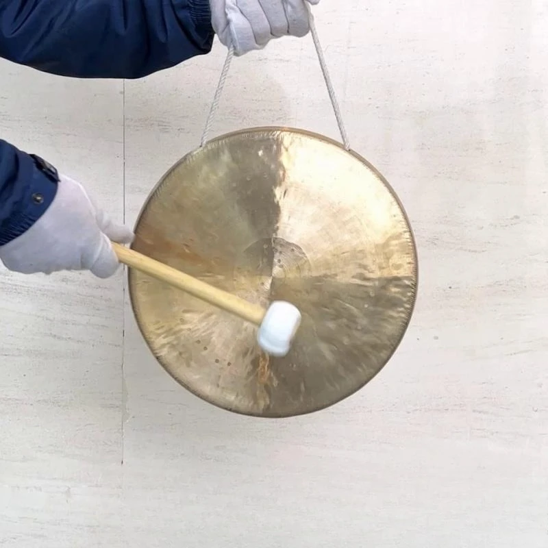 

Gongs and drums double gongs, white , Peking Opera Troupe