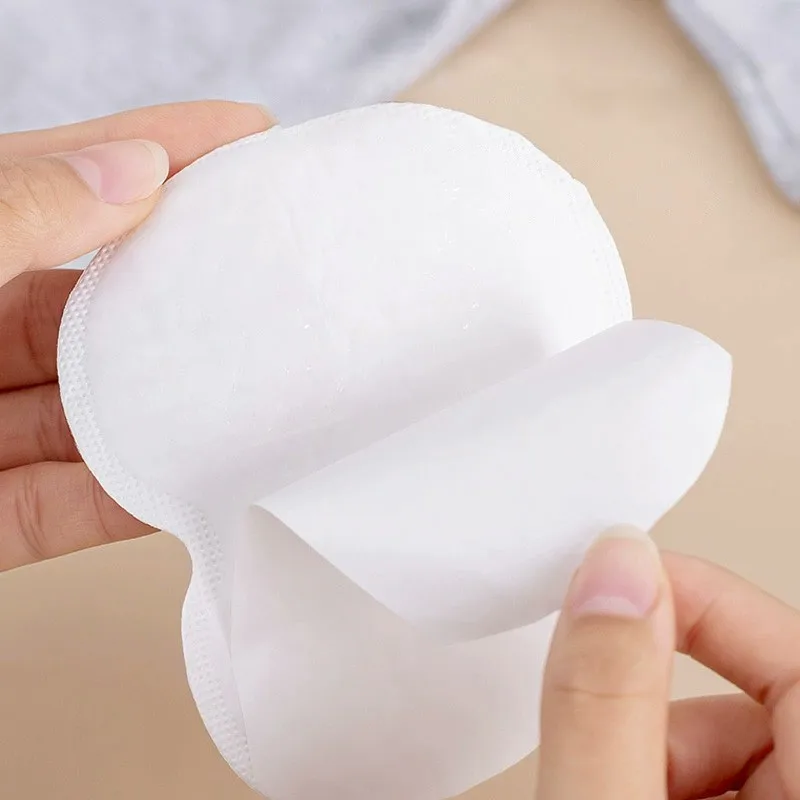 แผ่นซับเหงื่อใต้วงแขน 50 แพ็คเพื่อความสบายในชีวิตประจำวัน มองไม่เห็นเมื่อสวมใส่ แผ่นควบคุมเหงื่อที่ระบายอากาศได้