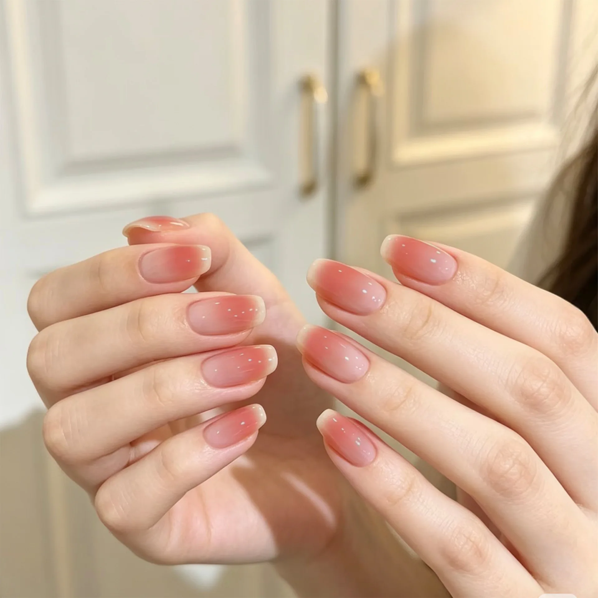 24 Stück Glitzer-Diamant-Press-On-Nägel, errötendes Rosa, Katzenauge, künstliche Nägel, süßer süßer Sarg, vollständige Abdeckung, kurzes Quadrat, falsche Nagelspitzen, Kunst