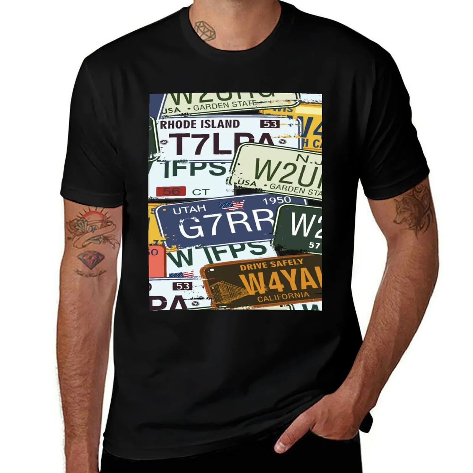 Old American Car Licence Plates T-Shirt Sports Basic Short Sleeve T-Shirt