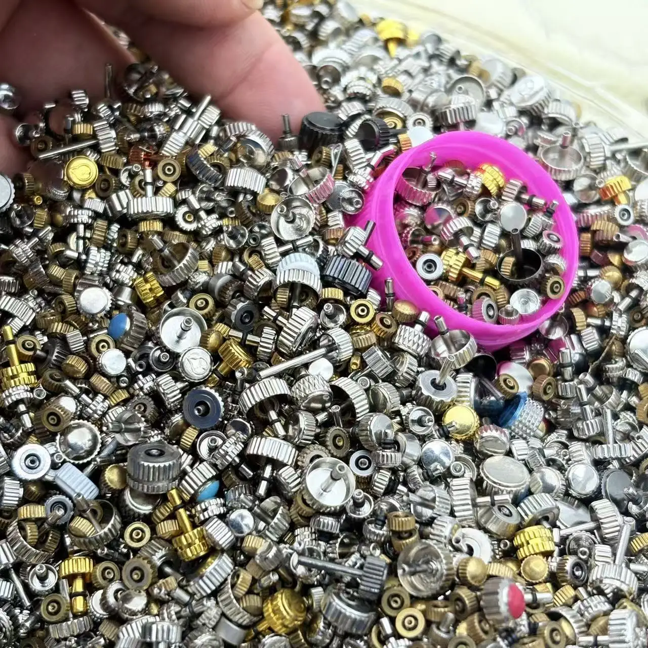 50pcss   Watch Spare Parts, Assorted Watch Crowns, Long and Flat Tube Crowns, Men's and Women's 50Pcs Adjustable Time Crowns