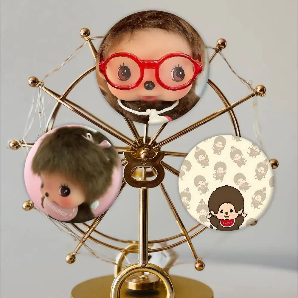 لطيف الكرتون M-monchhichis-s شارات الطرفية التلبيب دبابيس صفيح بروش مستدير لحقيبة الكتف اكسسوارات هدايا تذكارية