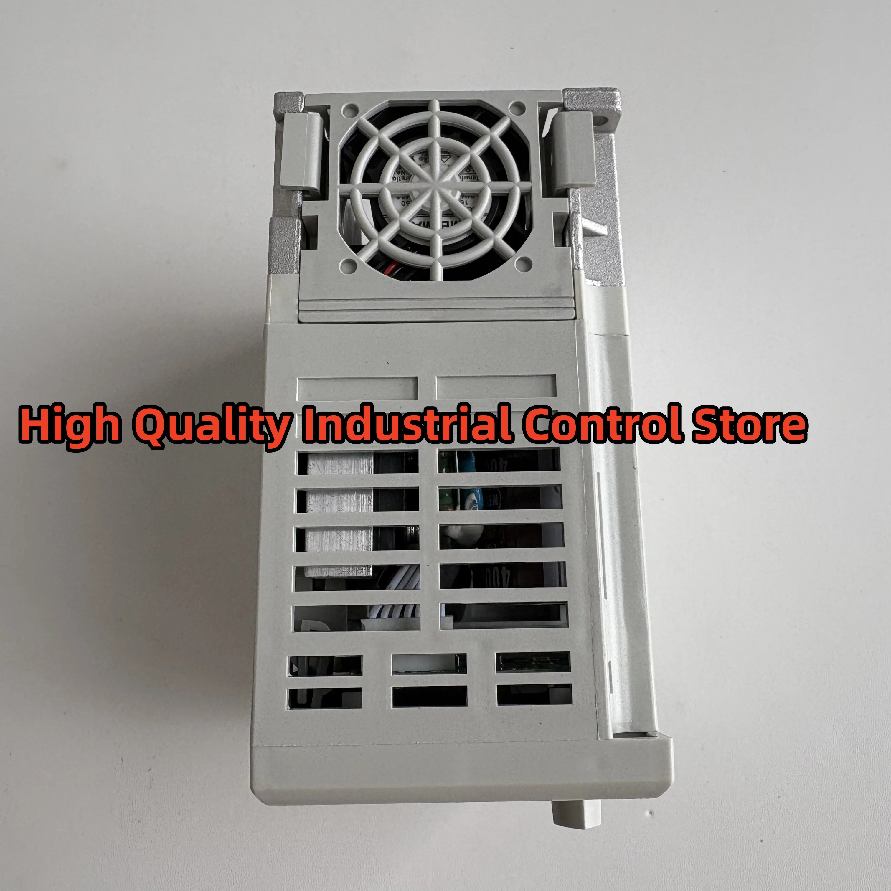 

New original LSLV0015G100-2EONN LSLV0015G100-4EONN Frequency converter